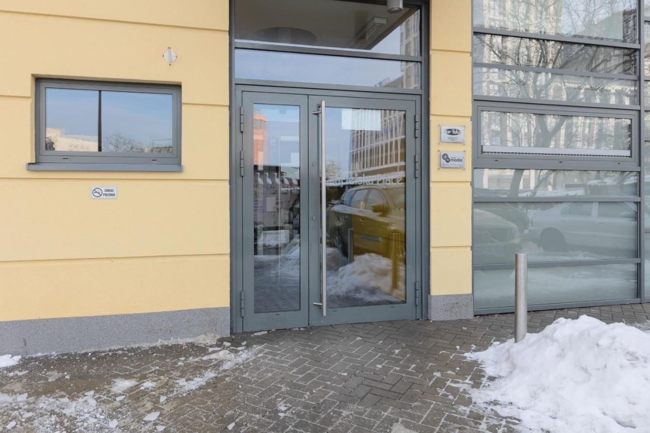 Praga Family Apartment With Parking By Noclegi Renters وارسو المظهر الخارجي الصورة